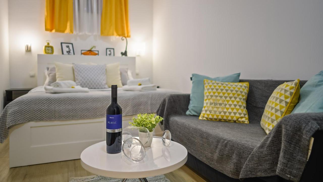 Charming & Cozy In Downtown Daire
